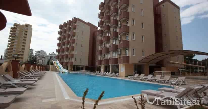 Lara Hadrianus Hotel